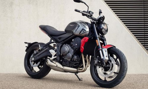 Triumph-Trident-01
