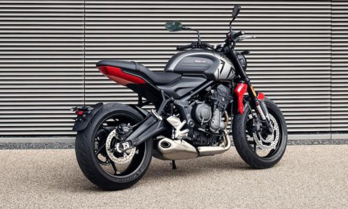 Triumph-Trident-02